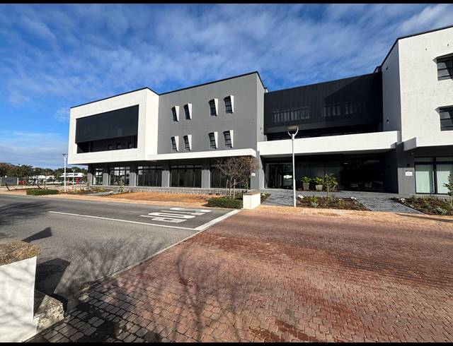 79M² MEDICAL SUITE TO LET IN PAARDEVLEI